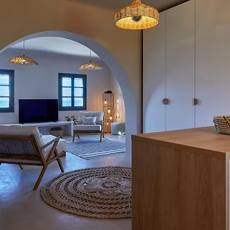 Art Group Living Apartment Naousa  Exterior photo