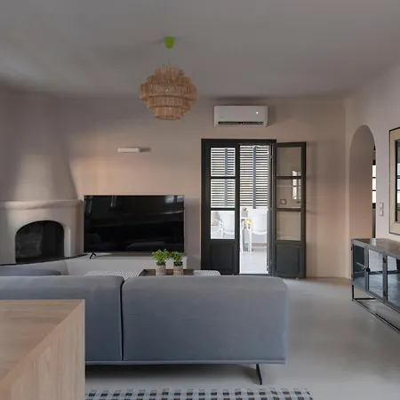 Art Group Living Apartment Naousa  Exterior photo